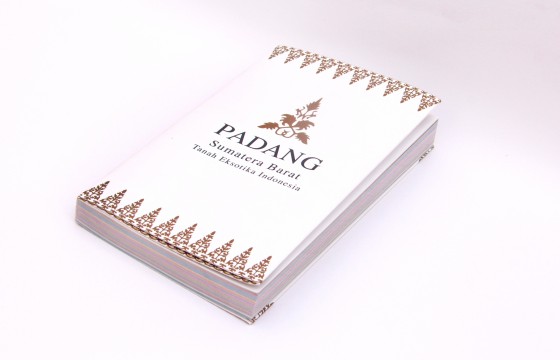 Travel Guide 'Padang, Sumatera Bara', Ujian Akhir Kelas Tipografi 2 (1)